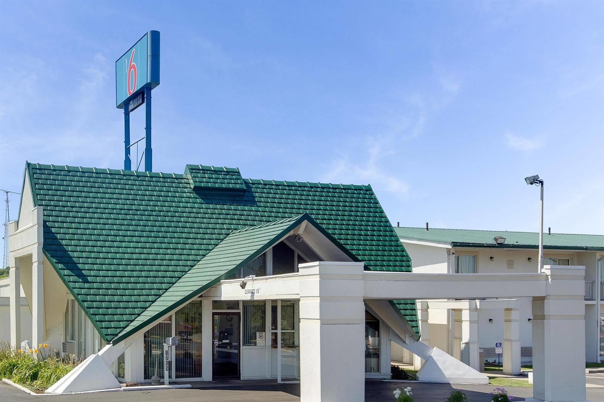 Motel 6-Geneva, Oh Exterior photo